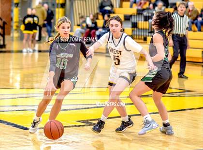 Thumbnail 2 in Lawrence Free State @ Shawnee Mission West photogallery.