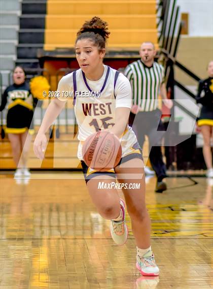 Thumbnail 3 in Lawrence Free State @ Shawnee Mission West photogallery.