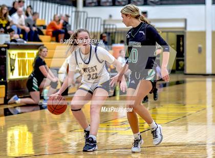 Thumbnail 3 in Lawrence Free State @ Shawnee Mission West photogallery.