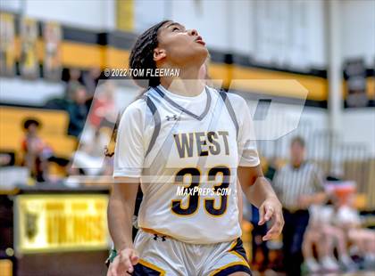 Thumbnail 3 in Lawrence Free State @ Shawnee Mission West photogallery.