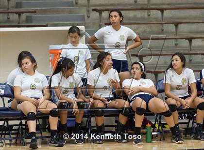 Thumbnail 3 in Holy Cross vs Donna (SAISD Tournament) photogallery.