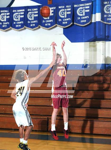 Thumbnail 1 in La Canada vs Alhambra photogallery.