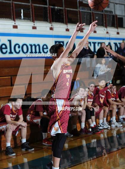 Thumbnail 3 in La Canada vs Alhambra photogallery.