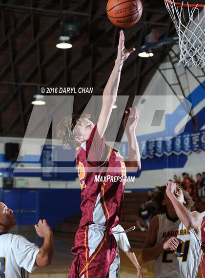 Thumbnail 2 in La Canada vs Alhambra photogallery.