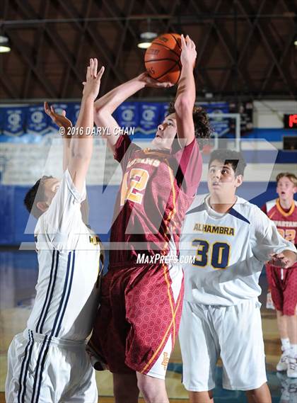 Thumbnail 2 in La Canada vs Alhambra photogallery.