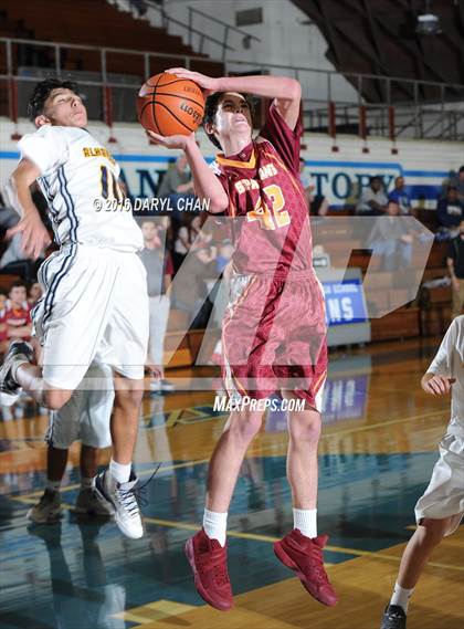 Thumbnail 3 in La Canada vs Alhambra photogallery.