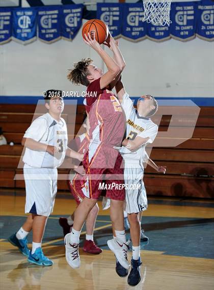 Thumbnail 3 in La Canada vs Alhambra photogallery.