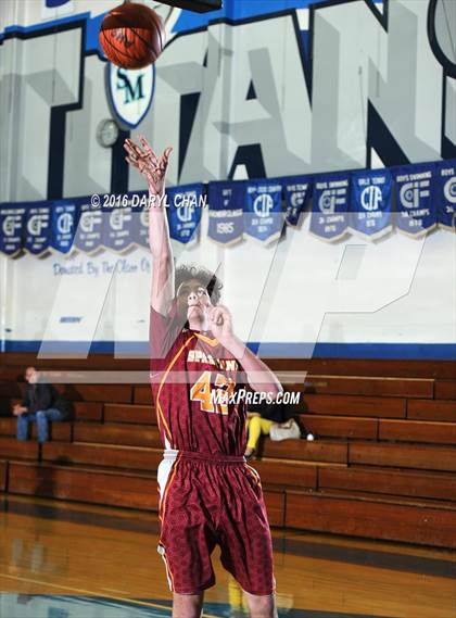 Thumbnail 2 in La Canada vs Alhambra photogallery.