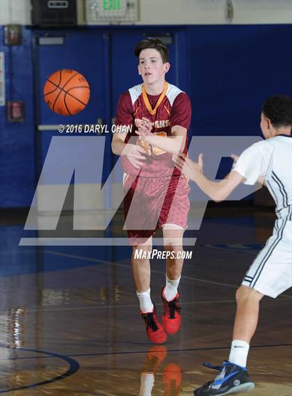 Thumbnail 2 in La Canada vs Alhambra photogallery.