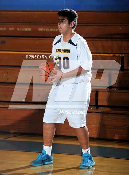 Thumbnail 2 in La Canada vs Alhambra photogallery.
