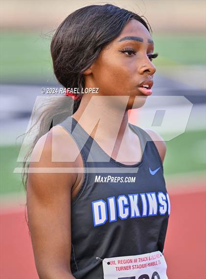 Thumbnail 3 in UIL Track & Field 6A Region 3 Regional Final Preliminaries (200 Meter) photogallery.
