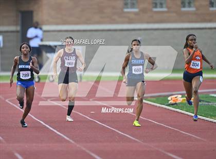 Thumbnail 2 in UIL Track & Field 6A Region 3 Regional Final Preliminaries (200 Meter) photogallery.