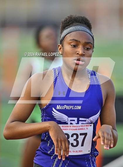 Thumbnail 1 in UIL Track & Field 6A Region 3 Regional Final Preliminaries (200 Meter) photogallery.