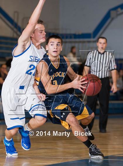 Thumbnail 2 in Turlock @ Sierra photogallery.
