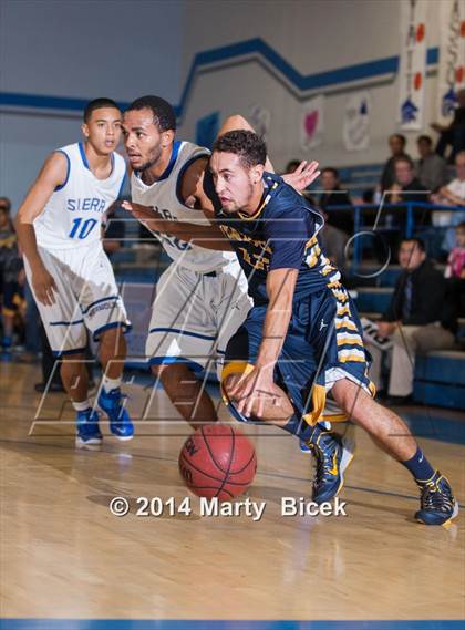Thumbnail 2 in Turlock @ Sierra photogallery.