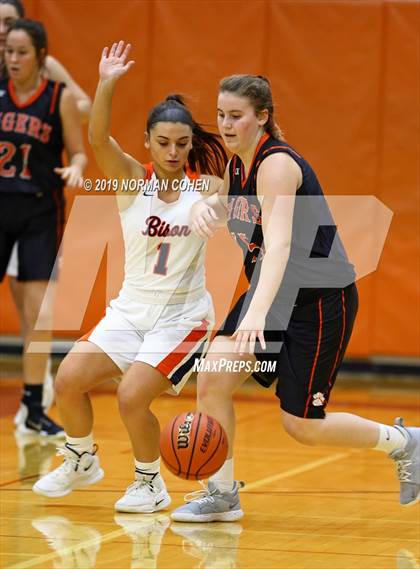 Thumbnail 3 in Crystal Lake Central @ Buffalo Grove photogallery.