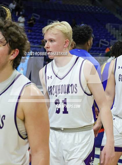 Thumbnail 2 in Boerne vs. Washington (UIL 4A Basketball State Semifinal) photogallery.