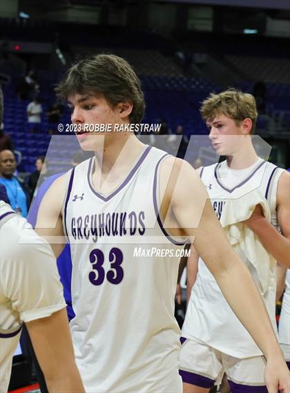 Thumbnail 1 in Boerne vs. Washington (UIL 4A Basketball State Semifinal) photogallery.