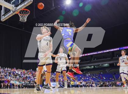 Thumbnail 3 in Boerne vs. Washington (UIL 4A Basketball State Semifinal) photogallery.