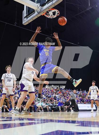 Thumbnail 2 in Boerne vs. Washington (UIL 4A Basketball State Semifinal) photogallery.