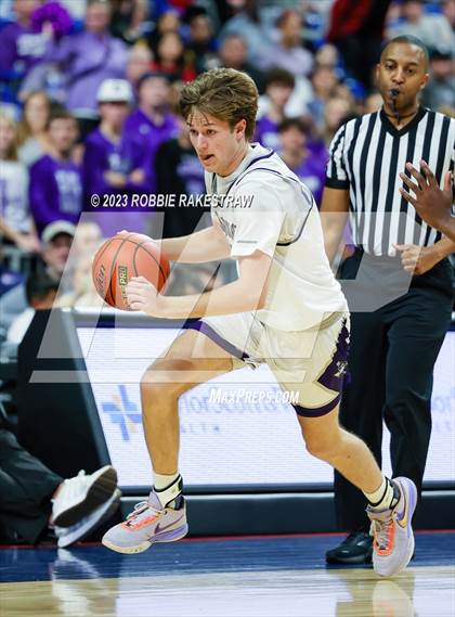 Thumbnail 2 in Boerne vs. Washington (UIL 4A Basketball State Semifinal) photogallery.