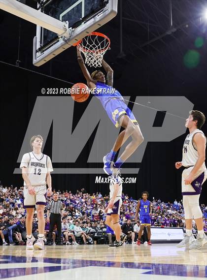 Thumbnail 2 in Boerne vs. Washington (UIL 4A Basketball State Semifinal) photogallery.