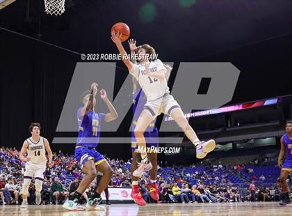 Thumbnail 1 in Boerne vs. Washington (UIL 4A Basketball State Semifinal) photogallery.