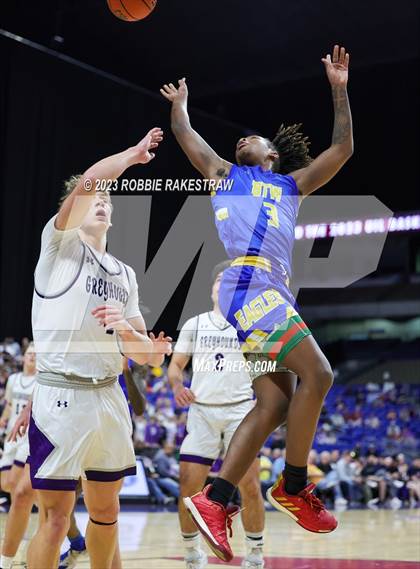 Thumbnail 2 in Boerne vs. Washington (UIL 4A Basketball State Semifinal) photogallery.