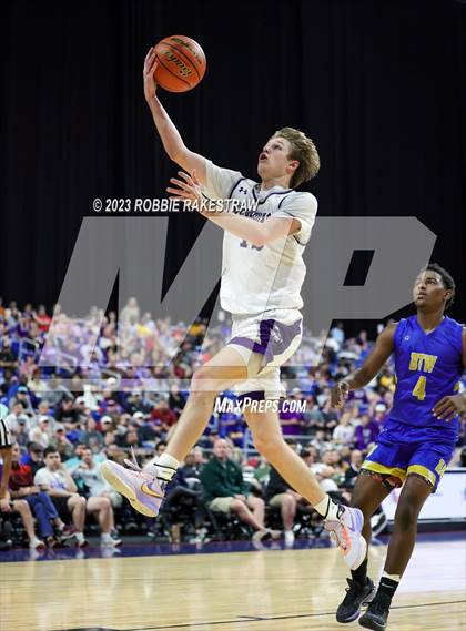 Thumbnail 1 in Boerne vs. Washington (UIL 4A Basketball State Semifinal) photogallery.