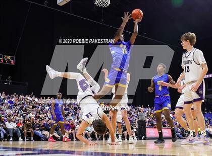 Thumbnail 2 in Boerne vs. Washington (UIL 4A Basketball State Semifinal) photogallery.