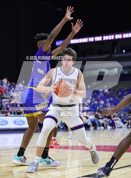 Thumbnail 3 in Boerne vs. Washington (UIL 4A Basketball State Semifinal) photogallery.