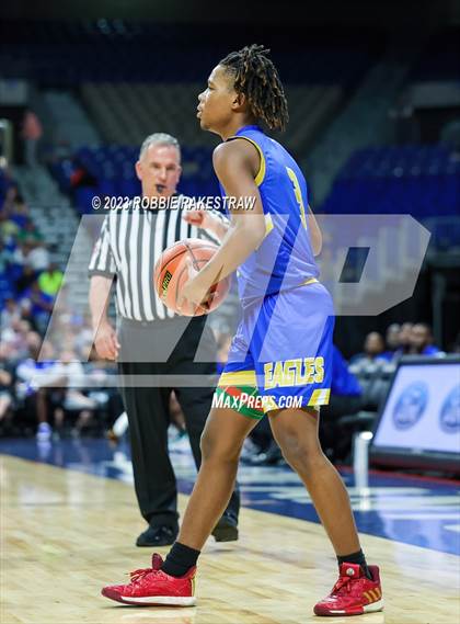Thumbnail 2 in Boerne vs. Washington (UIL 4A Basketball State Semifinal) photogallery.