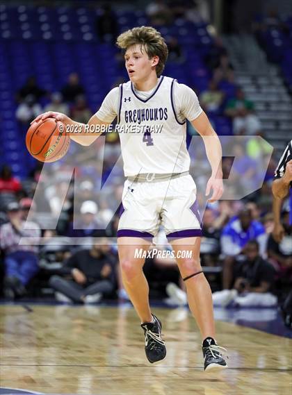 Thumbnail 3 in Boerne vs. Washington (UIL 4A Basketball State Semifinal) photogallery.