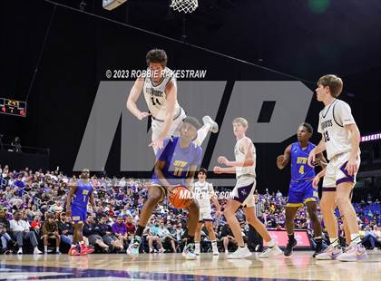Thumbnail 1 in Boerne vs. Washington (UIL 4A Basketball State Semifinal) photogallery.