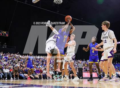 Thumbnail 2 in Boerne vs. Washington (UIL 4A Basketball State Semifinal) photogallery.