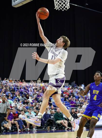 Thumbnail 2 in Boerne vs. Washington (UIL 4A Basketball State Semifinal) photogallery.