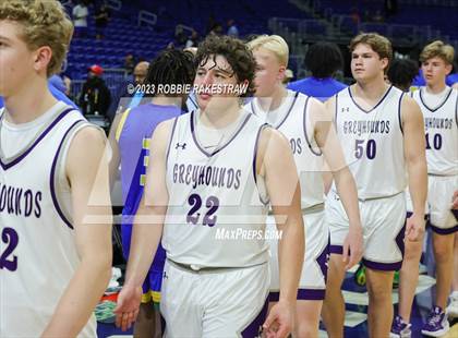 Thumbnail 1 in Boerne vs. Washington (UIL 4A Basketball State Semifinal) photogallery.