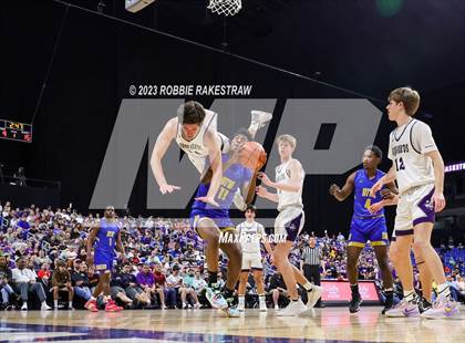 Thumbnail 2 in Boerne vs. Washington (UIL 4A Basketball State Semifinal) photogallery.