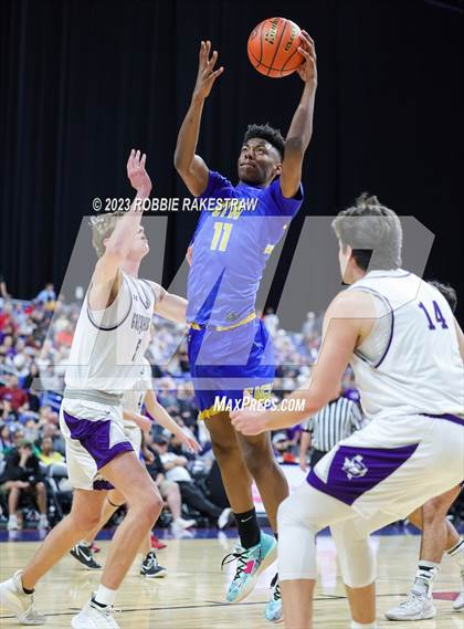 Thumbnail 2 in Boerne vs. Washington (UIL 4A Basketball State Semifinal) photogallery.