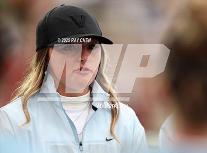 Thumbnail 1 in Valor Christian vs. ThunderRidge (CHSAA 5A Final) photogallery.