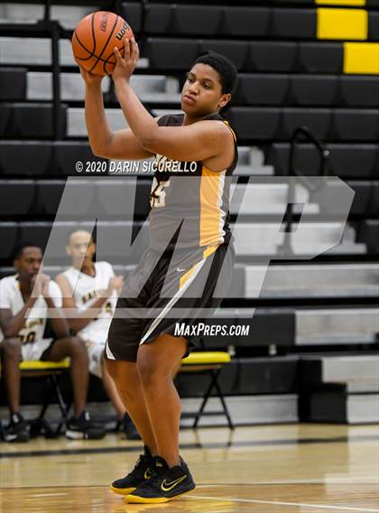 Thumbnail 1 in Saguaro vs Marcos de Niza photogallery.