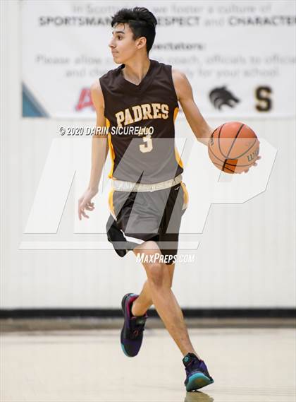 Thumbnail 2 in Saguaro vs Marcos de Niza photogallery.
