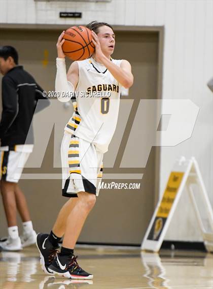 Thumbnail 3 in Saguaro vs Marcos de Niza photogallery.