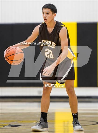 Thumbnail 3 in Saguaro vs Marcos de Niza photogallery.