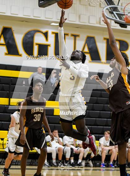 Thumbnail 2 in Saguaro vs Marcos de Niza photogallery.
