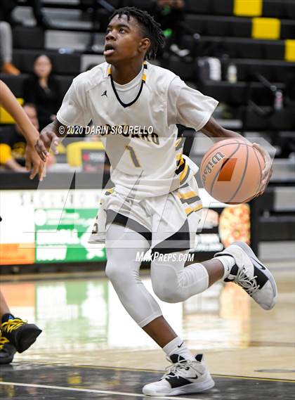 Thumbnail 1 in Saguaro vs Marcos de Niza photogallery.