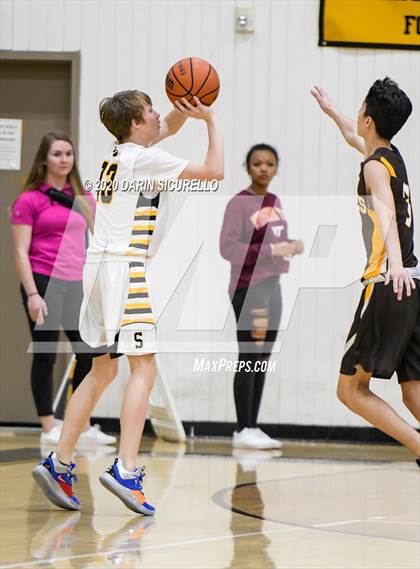 Thumbnail 3 in Saguaro vs Marcos de Niza photogallery.