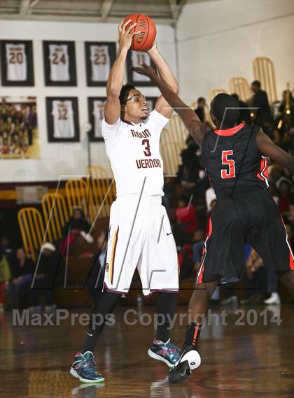 Thumbnail 3 in White Plains @ Mt. Vernon (Coaches vs Cancer Classic) photogallery.