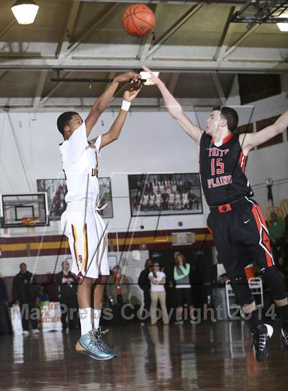 Thumbnail 2 in White Plains @ Mt. Vernon (Coaches vs Cancer Classic) photogallery.