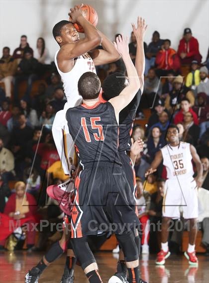 Thumbnail 1 in White Plains @ Mt. Vernon (Coaches vs Cancer Classic) photogallery.
